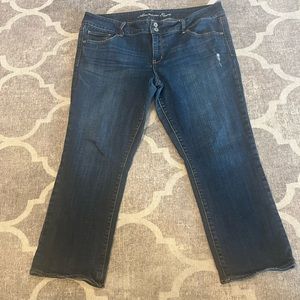 American eagle artist cropped denim jeans size 18 dark wash
